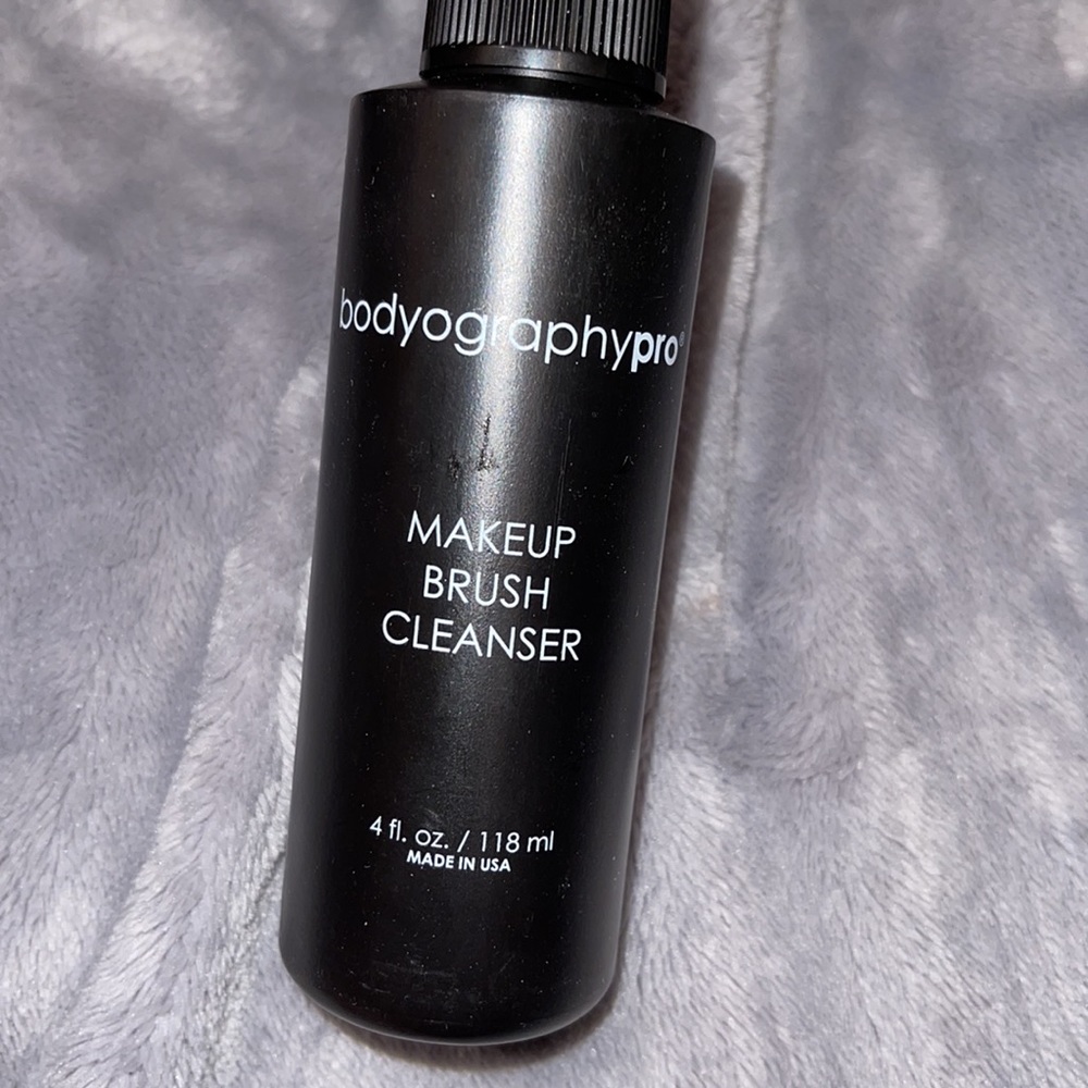 bodyography makeup brush cleaner